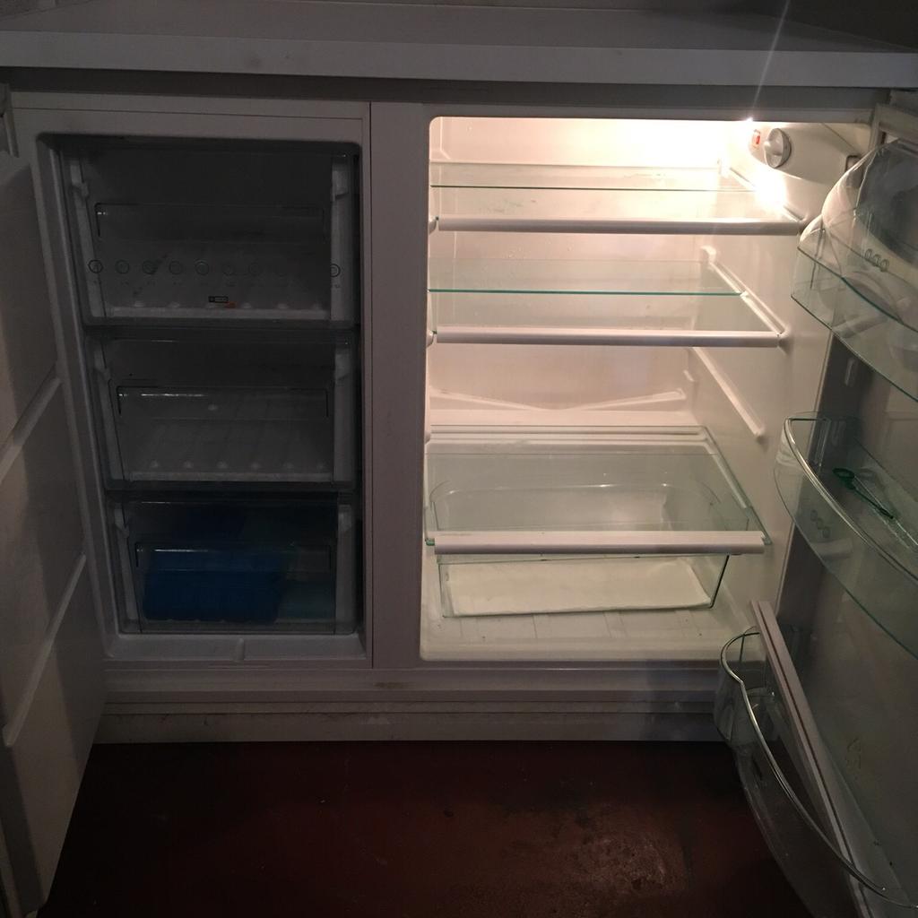 Zanussi under counter fridge freezer in NG9 Broxtowe for £120.00 for