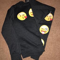 Women’s size 14 clothes 
Matching emoji jumper and jogging bottoms 
Disney jumper 
Matching pyjamas 
All excellent condition, jumper still has tags
£10 collection but extra for postage