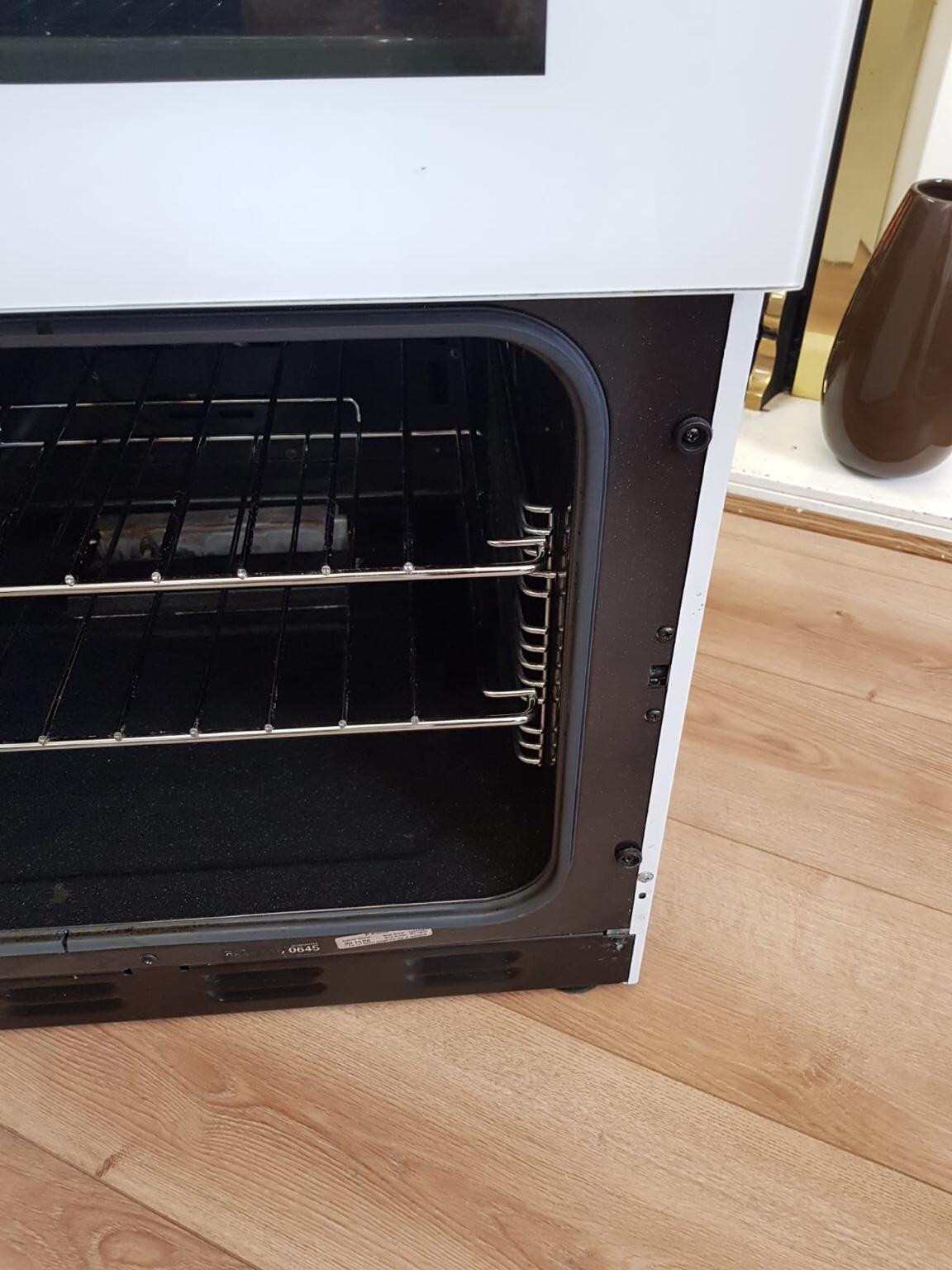 Stoves SFG60DOP 60cm Double Oven Gas cooker in BB10 Burnley für £ 250