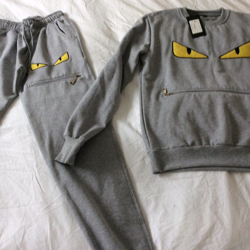 Fendi mens sweat outlet suit