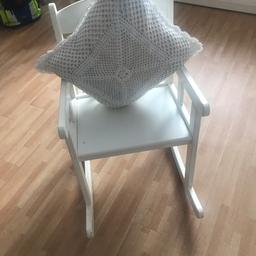 Ein sehr schöner Stuhl leichte gebraucht Spuren