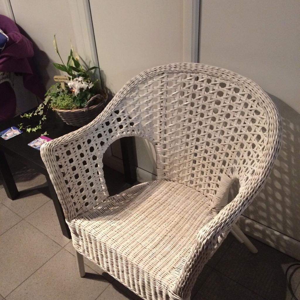 X2 Ikea finntorp white wicker chairs in DN4 Doncaster für 54,00 £ zum Verkauf Shpock DE