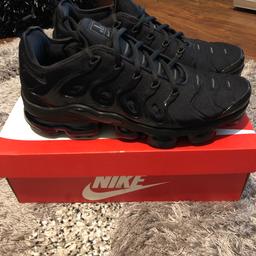 NIKE AIR VAPORMAX PLUS VM+ TN’s TUNE - UK 9

Only worn a few times. Originally bought for £170. Will deliver on a recorded service at an additional cost. 

Thanks