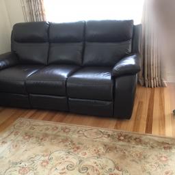 Harvey’s 3seater reclining sofa
Good quality
Not s year old
Move forces sale