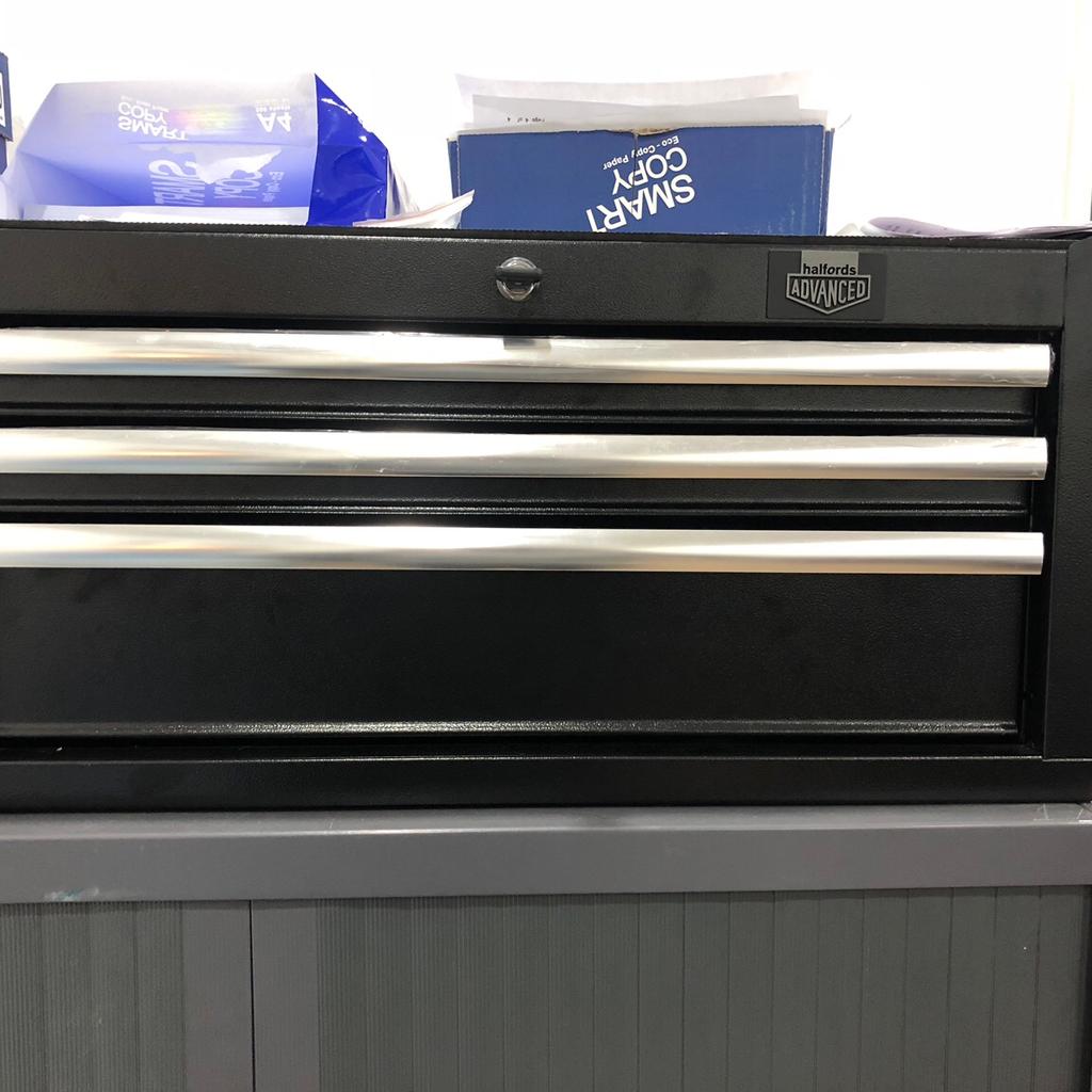 Halfords advanced tool box chest in IG11 London for £350.00 for