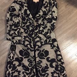 Very good condition Mango coat size small 3/4 sleeve length
Pet smoke free home Mitcham collection