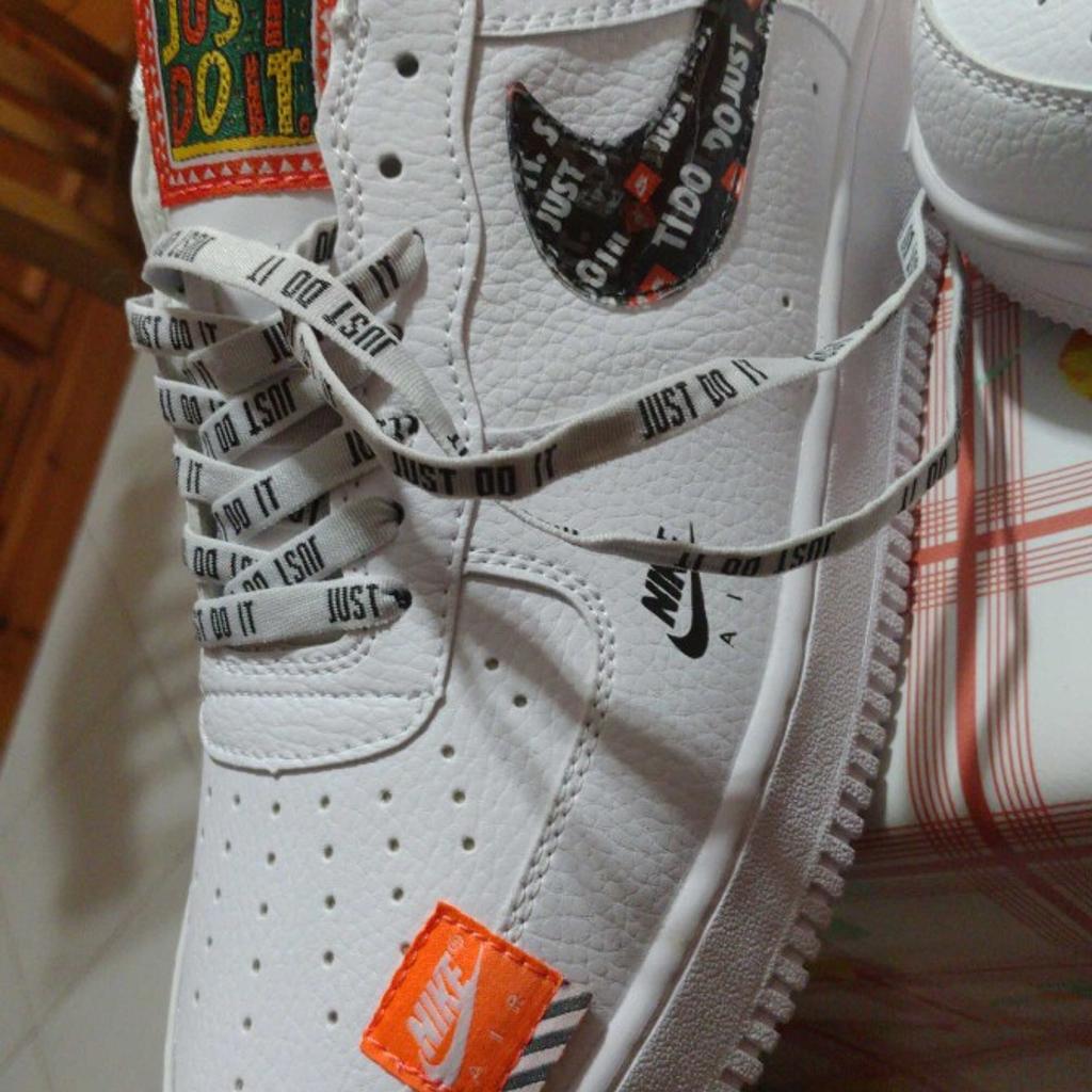 Air force 1 sale come calzano