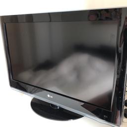 Almost mint condition apart from small scratch on top left corner of frame. Doesn’t affect picture quality and is not noticeable unless up close.
Great TV, never had a problem with it.
Selling only because of moving house and not needed.