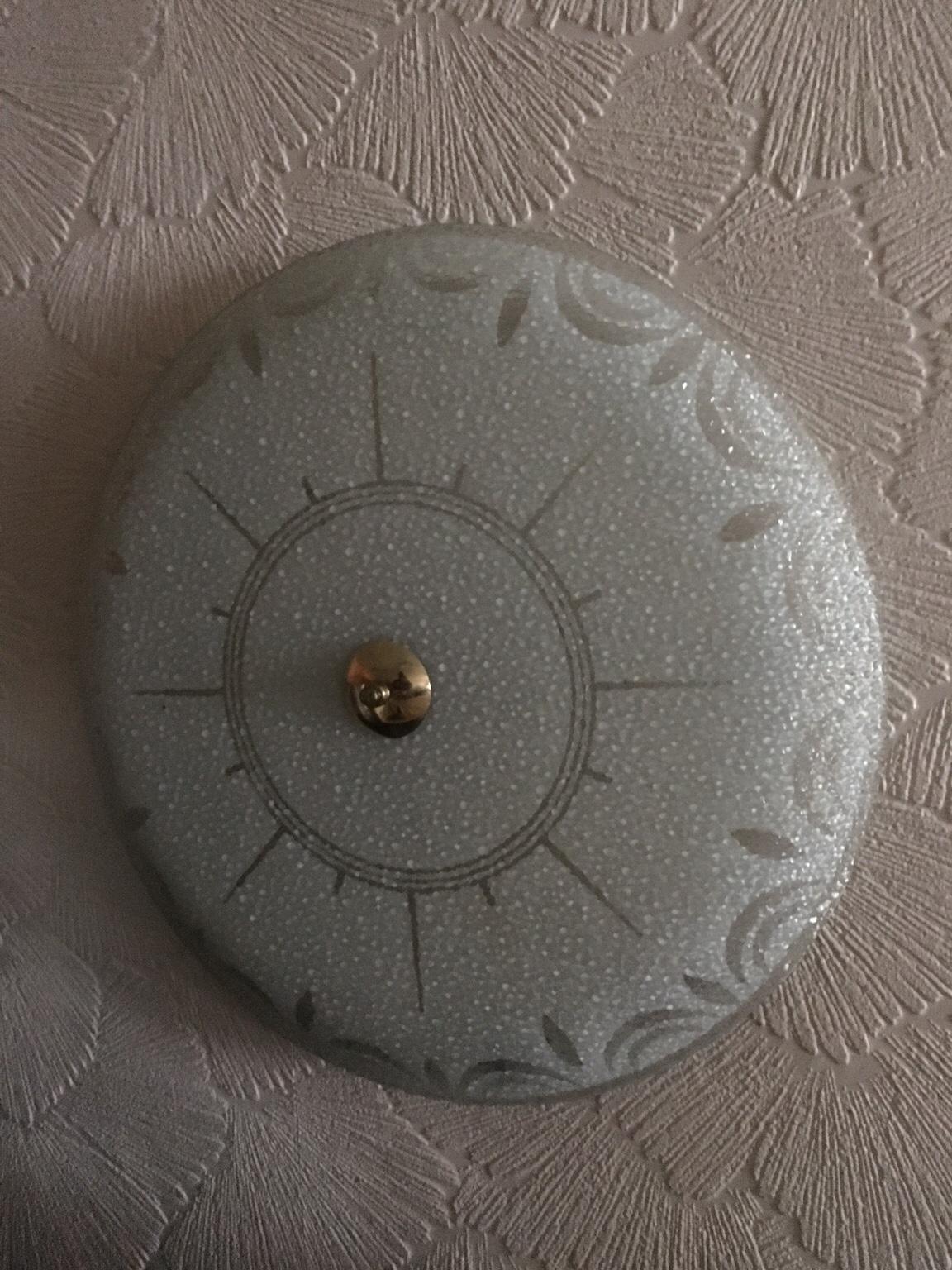 Fluorescent Light fitting in DY9 Dudley für gratis zum Verkauf Shpock DE