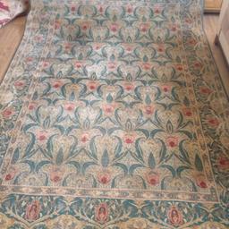 MUST GO TODAY
MAKE ME OFFER!
Handmade silky wool
Green and beige rug
Faded vintage look
Original price £1000
2 m*2.9m
Please note it is slightly dampy so needs dry