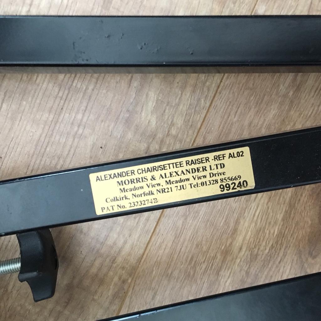 sofa bed chair sette raisers - two pairs in W3 Ealing für 30,00 £ zum ...