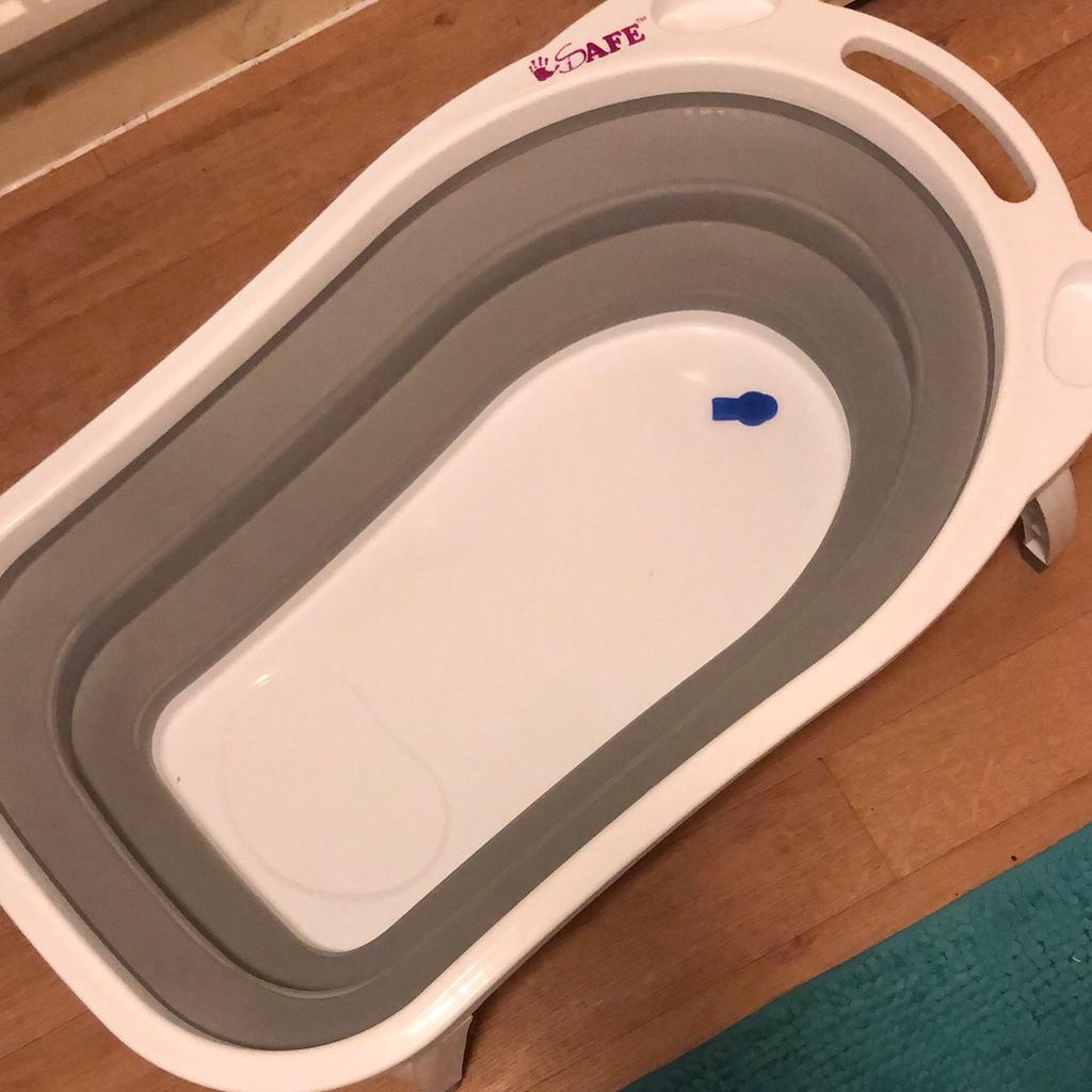 iSafe Flat Foldable Baby Bath (Grey) in Dartford for £3.00 for sale