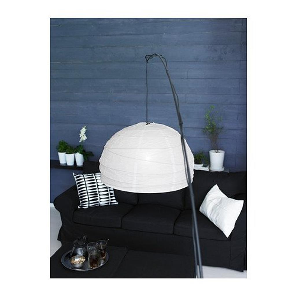 IKEA Regolit bow floor lamp black/white in E7 London für 50,00 £ zum