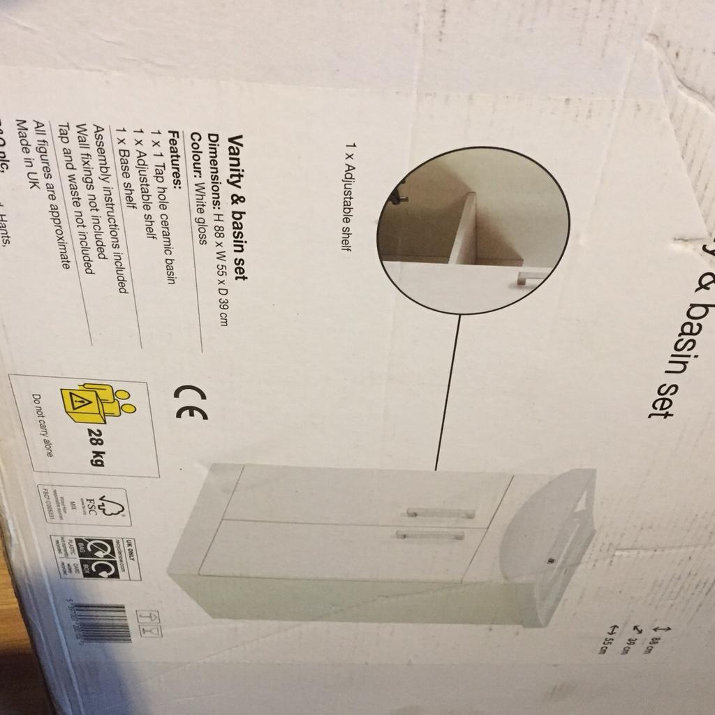 Sink Vanity Unity and Mixer Tap in WN1 Wigan für 25,00 £ zum Verkauf ...