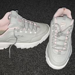 size 5.5 basically brand new worn once grey pink and white OPEN TO OFFERS paid 65