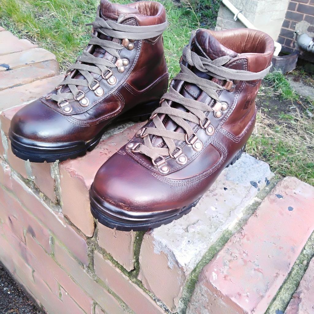 Scarpa Asolo TV walking boot 5 EU 38 RESOLED in S70 Barnsley for