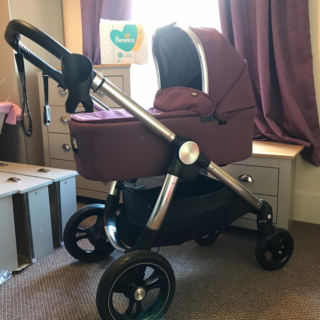 Mamma and Pappas pram Ocarro Plum wine NEW in WN7 Wigan for