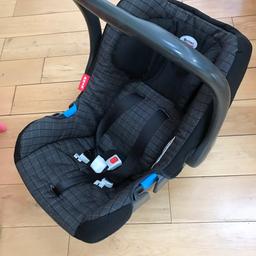 For sale britax rear facing asis car seat,used condition still plenty of life left