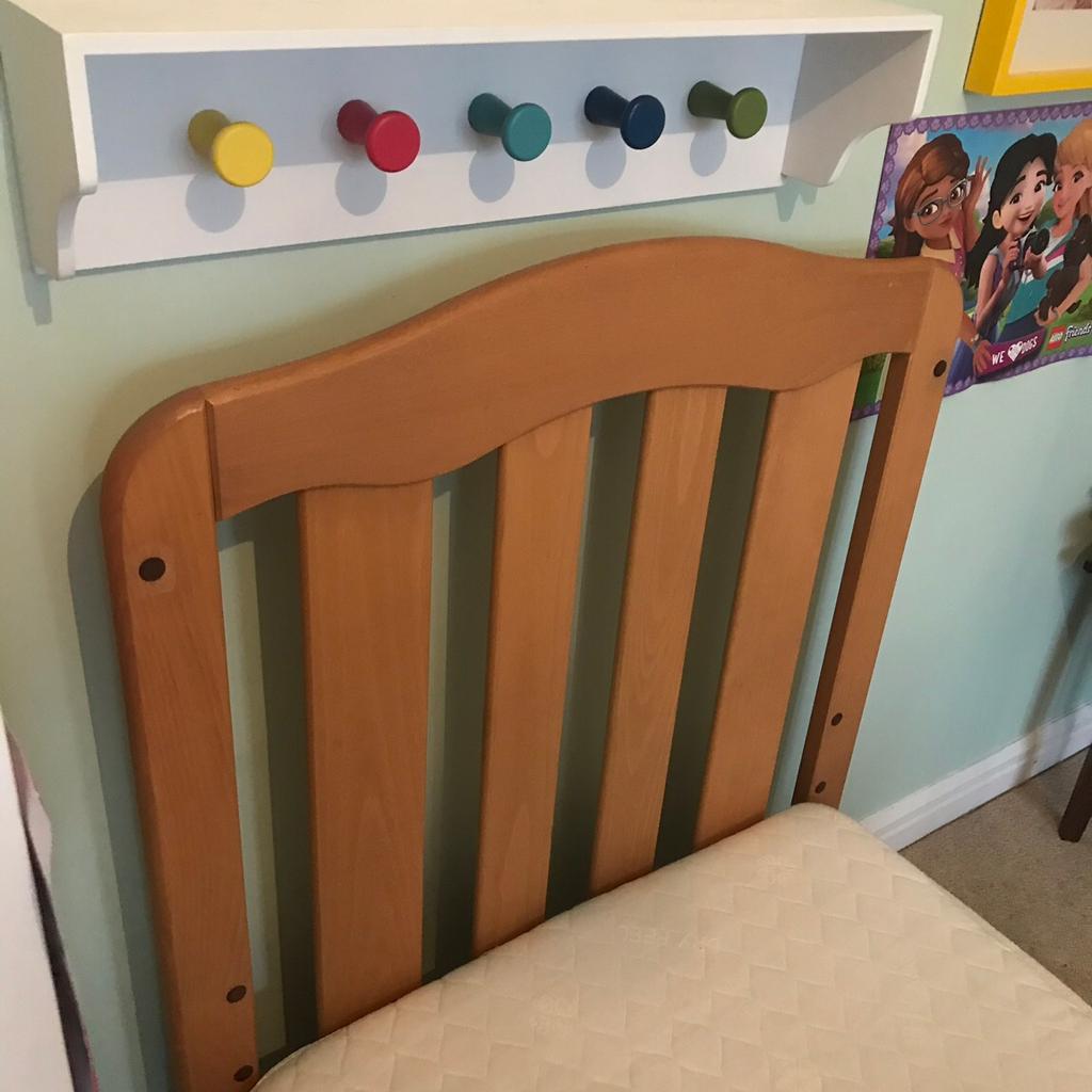 Mamas and papas top eloise cot bed