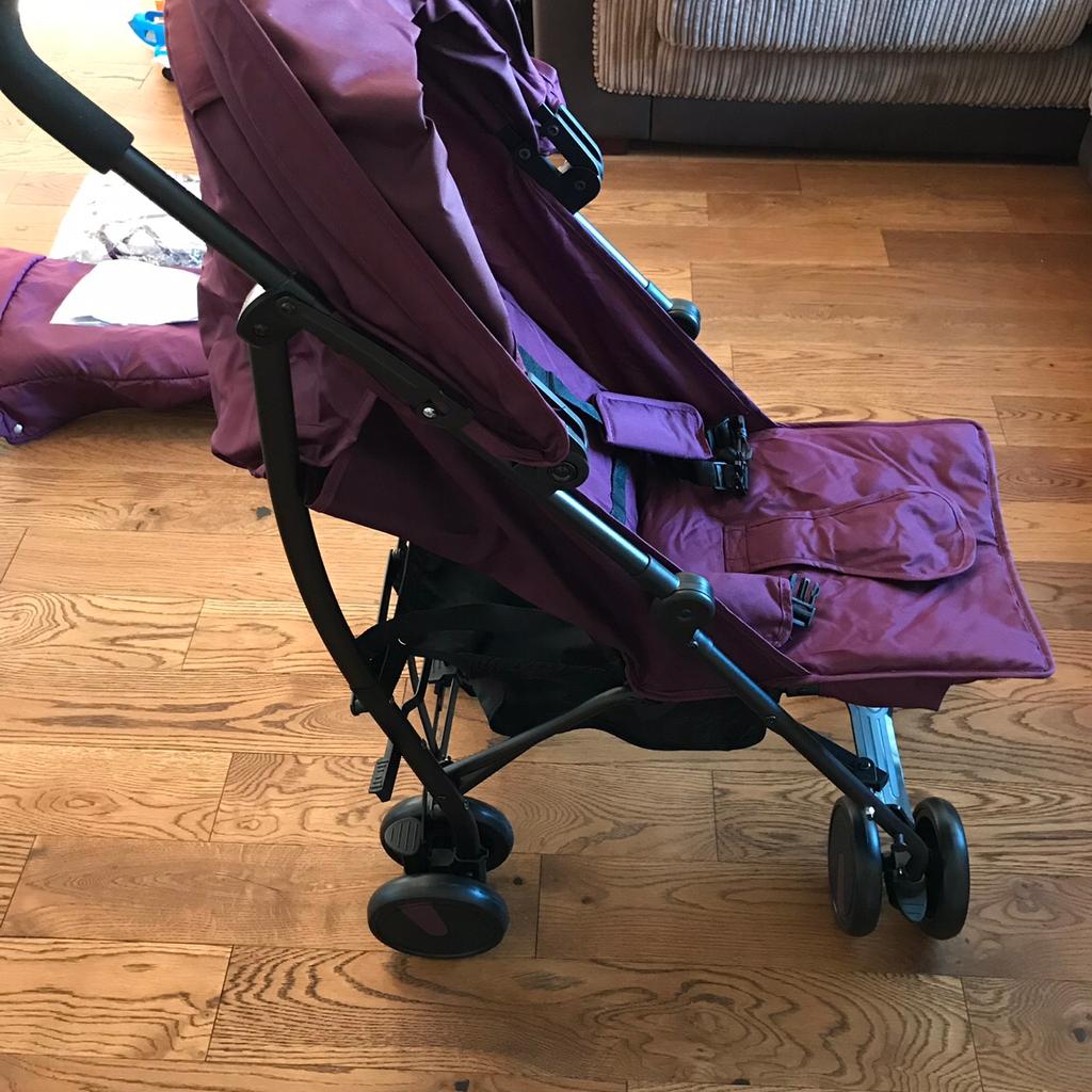 Cuggl Maple Pushchair Mulberry in CH63 Wirral for 35.00 for sale