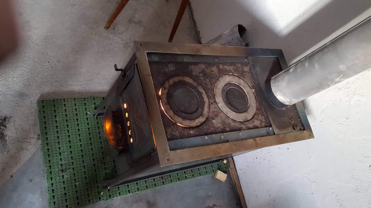 Baustellen, Werkstatt Ofen, Holzofen in 83410 Laufen für 129,00 € zum Verkauf Shpock DE