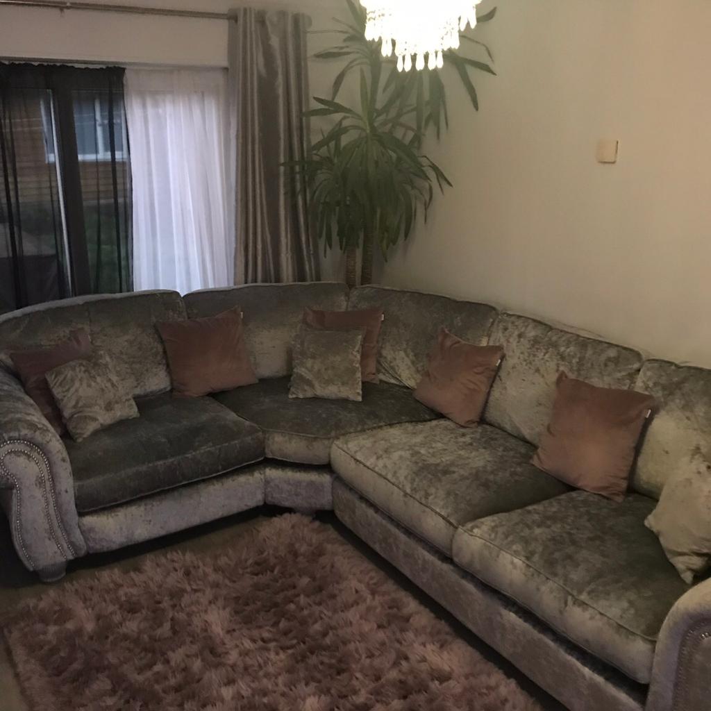 Large scs corner sofa in GU15 Heath for £600.00 for sale Shpock