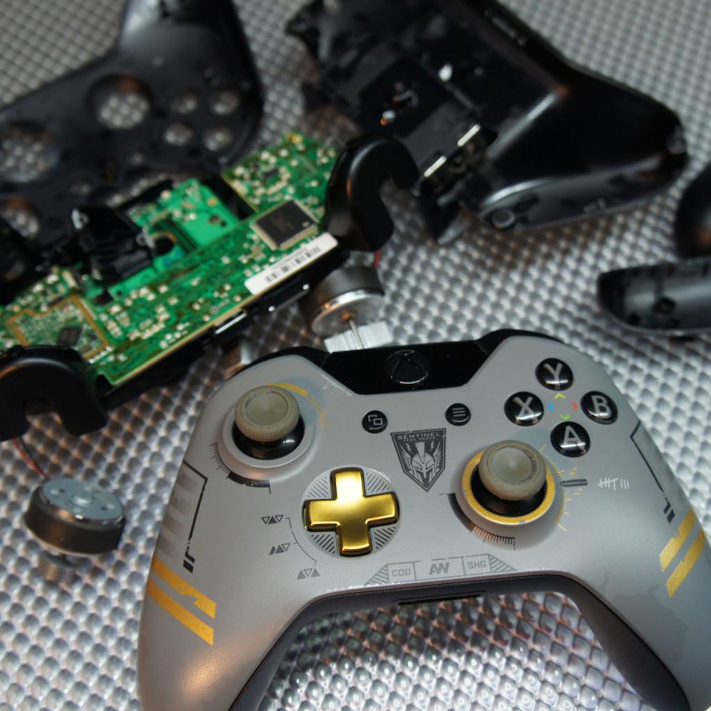 Xbox one Controller reperatur und gestaltung. in 6845 Hohenems für € 10 ...