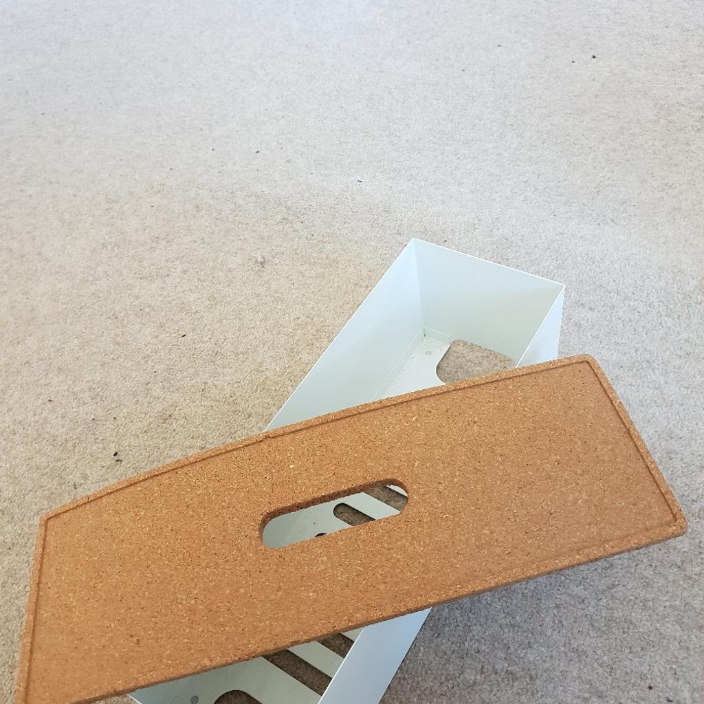 IKEA KVISSLE CABLE MANAGEMENT TIDY BOX in SE10 London for £1.00 for