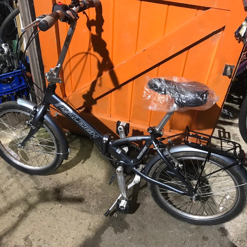 Raleigh parkway lite online folding bike