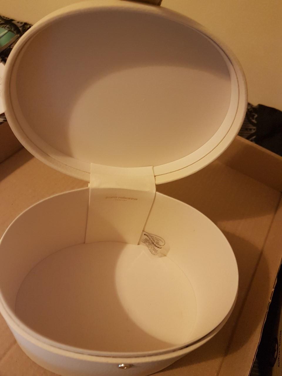Light cream Paco Rabanne jewellery box in NG1 Nottingham für 2,00 £ zum ...
