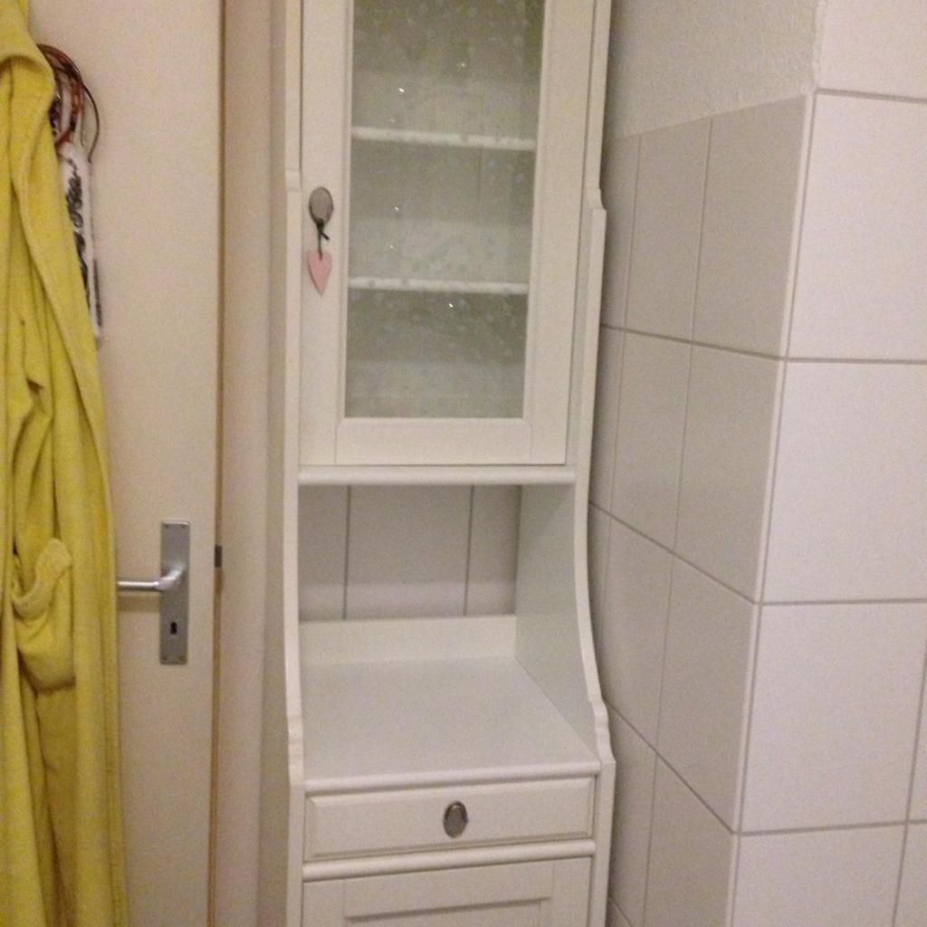 IKEA Badschrank Badezimmer Hochschrank in 22083 Barmbek-Süd für 70,00 € zum Verkauf