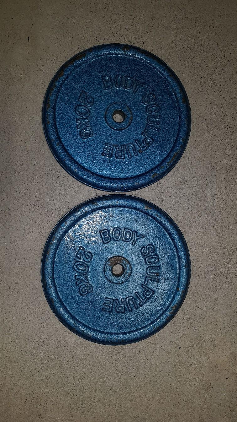 2 x 20kg body sculpture weight plates in Sefton for £40.00 for sale