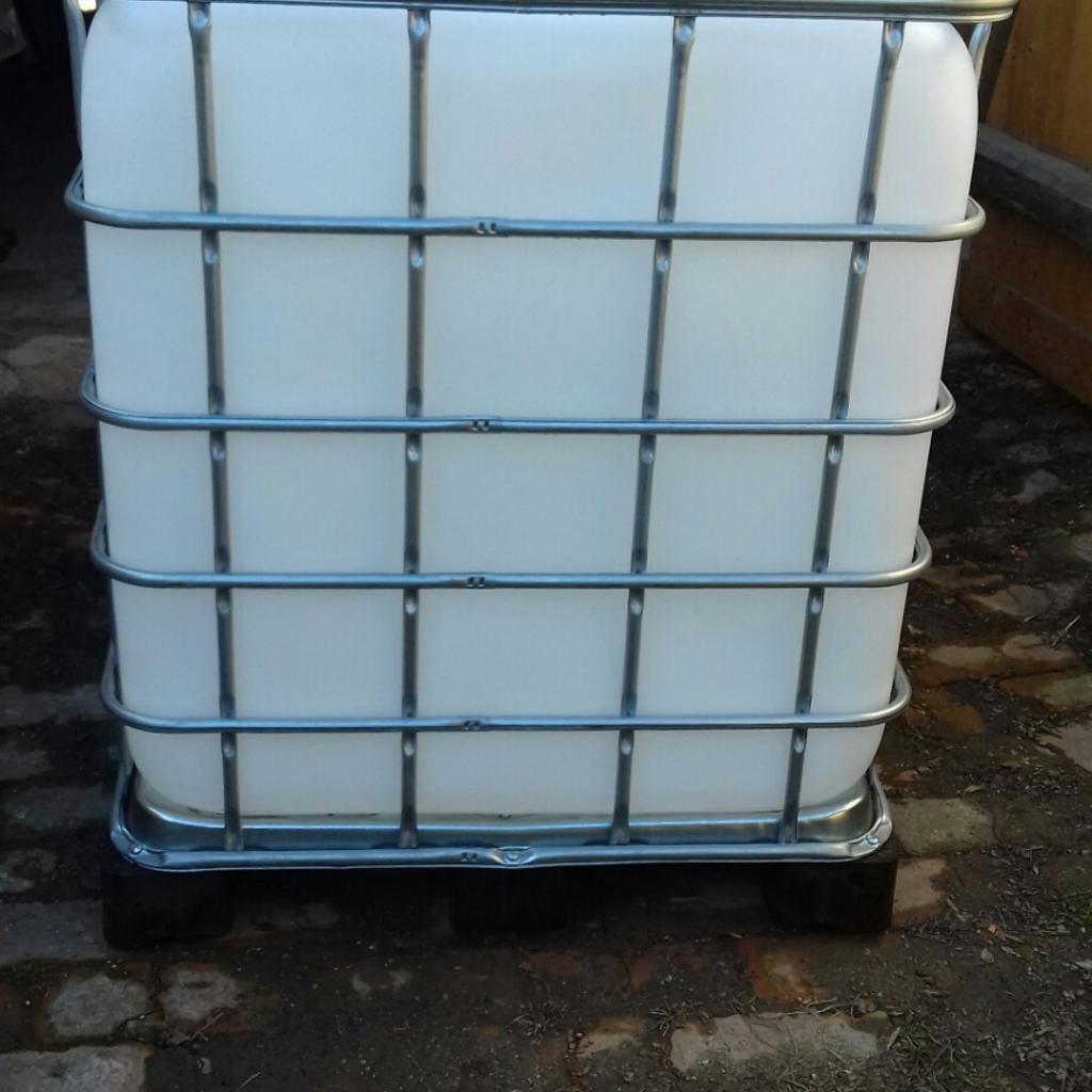 Wassertank Regentonne 1000l Tank in 2152 Gemeinde Gnadendorf für 50,00