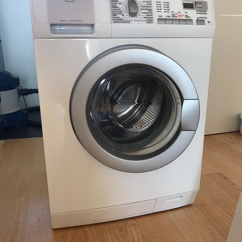 AEG Waschmaschine zu verschenken in 9232 Rosegg für gratis zum