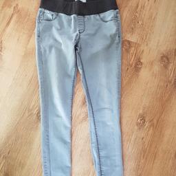 new look maternity jeans size 10 good condition. buyer to collect and sold as seen. no returns.  5.00