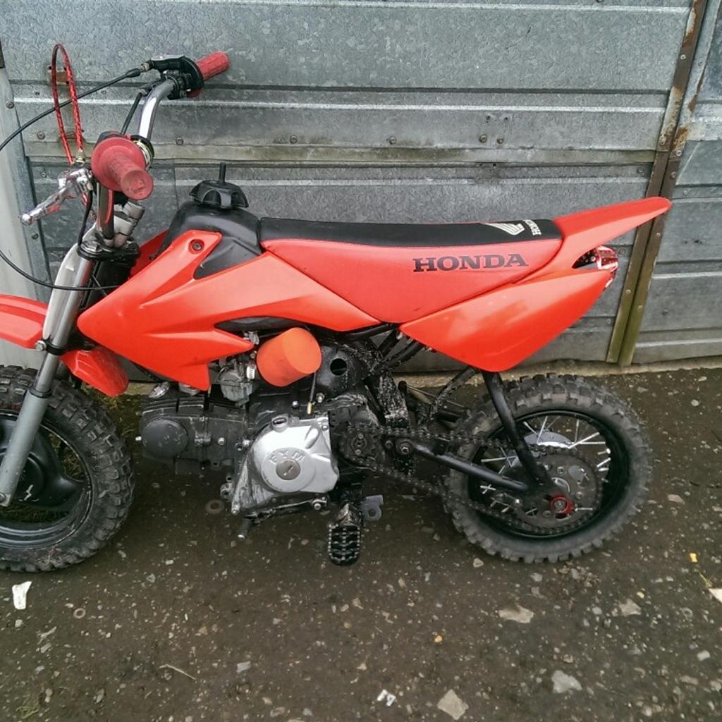 Honda 110 cc pit bike in Calderdale for £275.00 for sale | Shpock