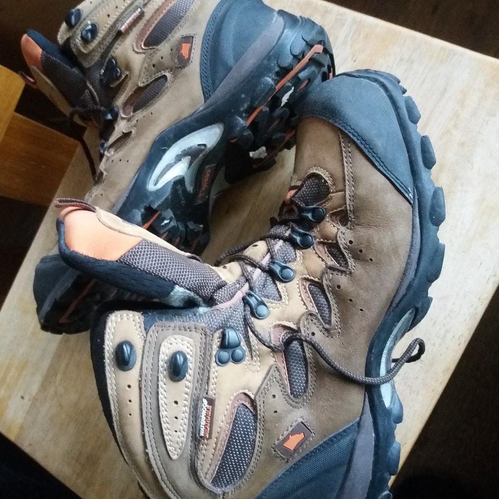 Hyena eiger sale safety boots