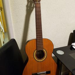 Acoustic guitar for sale. very good for beginners.. missing 1 string..but this is an easy fix. Bought another guitar recently-hence the sale.. grab yourself a bargain..collection only.