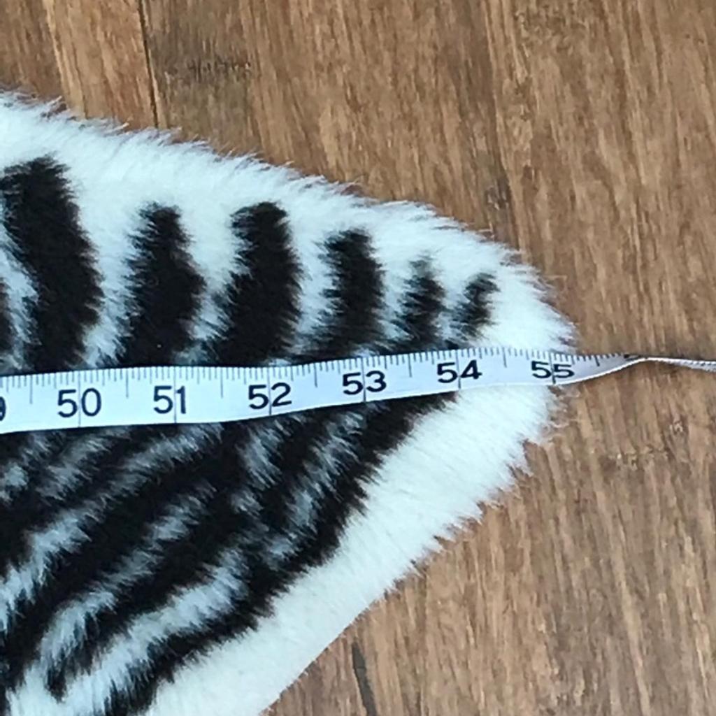 Ikea large faux fur zebra rug in London for £15.00 for sale | Shpock