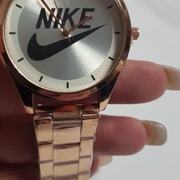 Nike Uhr in Rose Gold nicht Wasserdicht