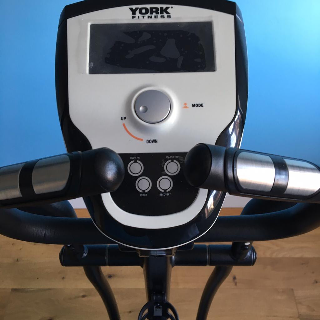 York perform 215 sale elliptical cross trainer