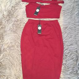 Brand new with tags boohoo co-ord set

Size 14 more like a 12