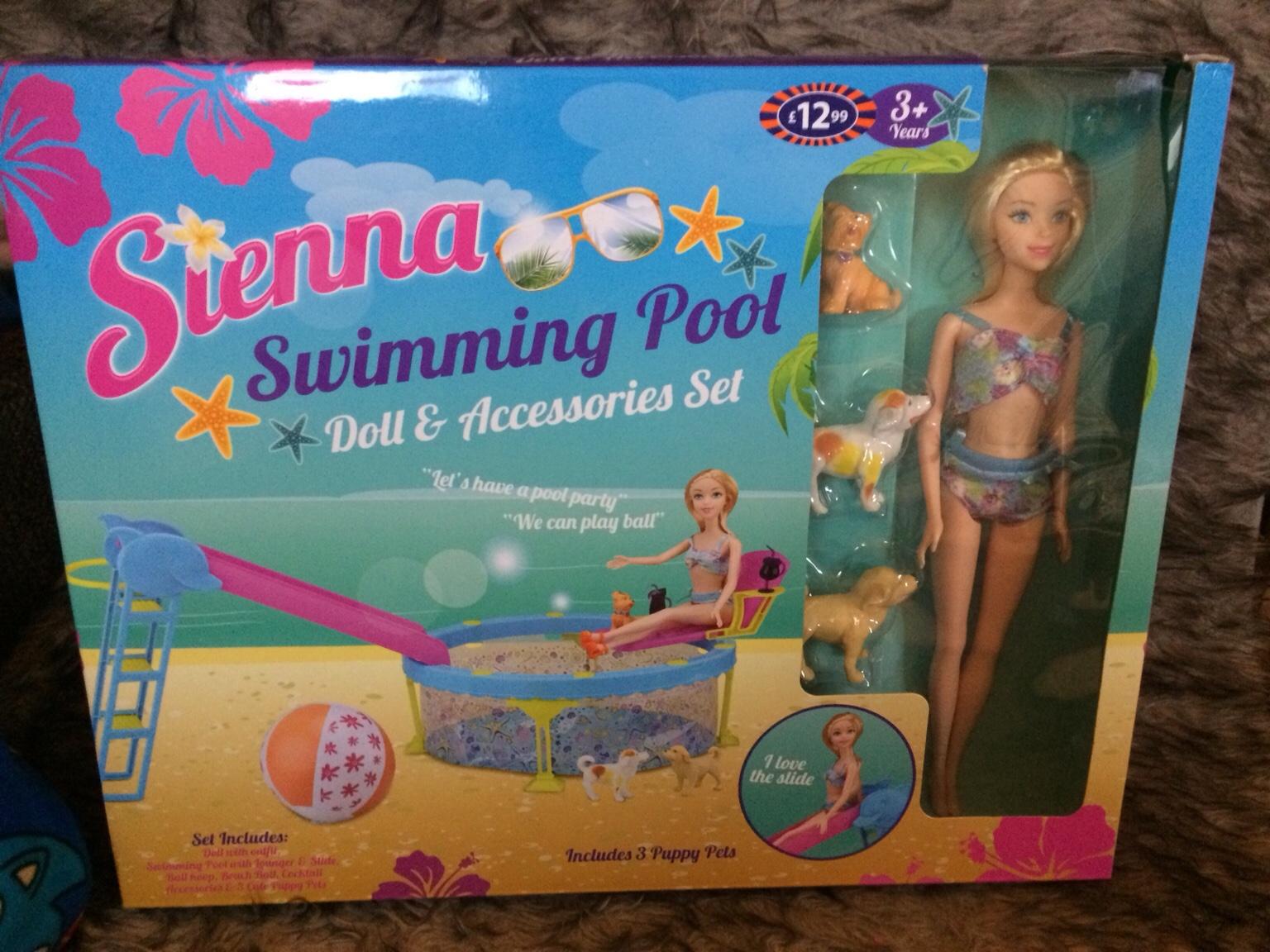 sienna swimming pool doll & accessories set