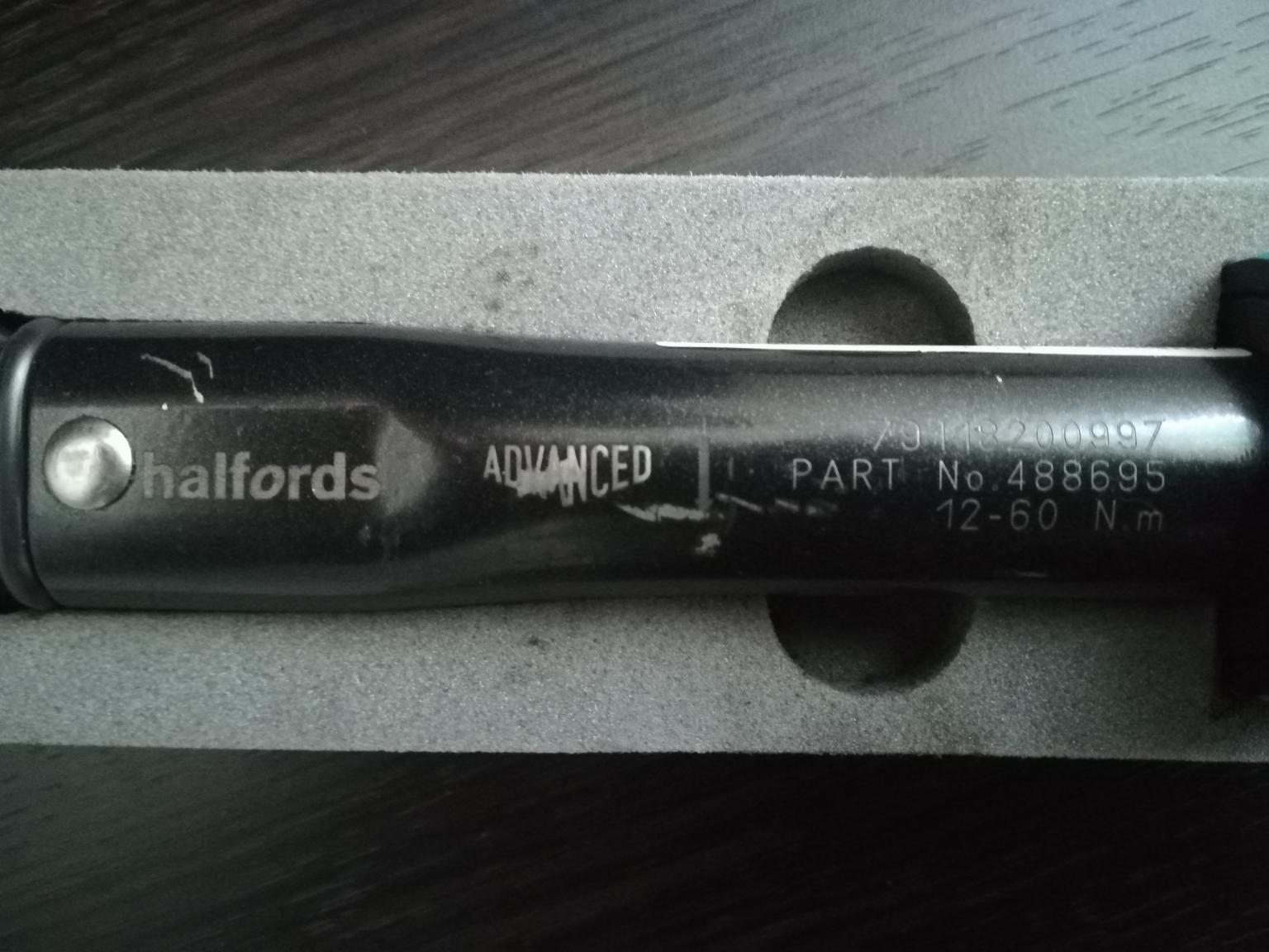 Halfords Advanced Torque Wrench Model 60 in RM8 Dagenham for £45.00 for