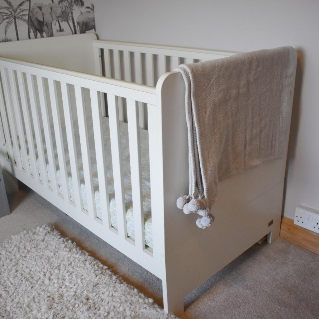 Haxby cot hot sale bed