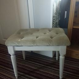 old dressing table stool 
collect intake Doncaster, could deliver locally