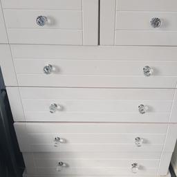 chest of draws for sale good condition could do with a paint £30 I do have a matching wardrobe also. solid wood! heavy! both for £45
