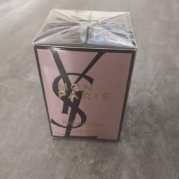 YVES SAINT LAURENT PARFUM 30ml, noch original verpackt!
Ein Duft für die leidenschaftliche und moderne Frau von heute!
Ladenpreis € 61.00