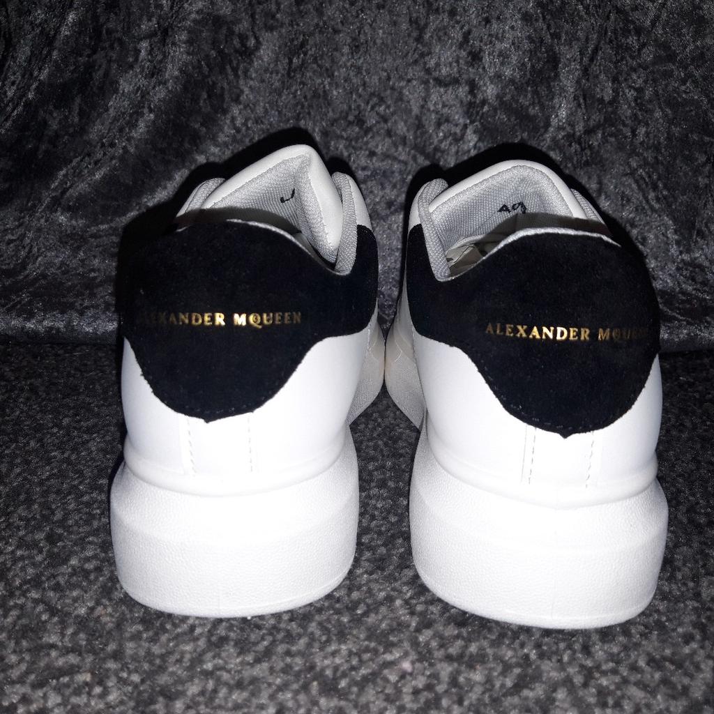 Alexander mcqueen clearance trainers replicas