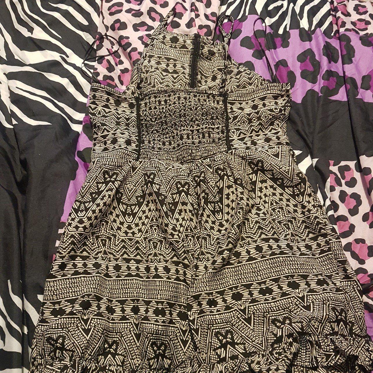 Primark Aztec playsuit in S6 Sheffield für 2,00 £ zum Verkauf | Shpock DE